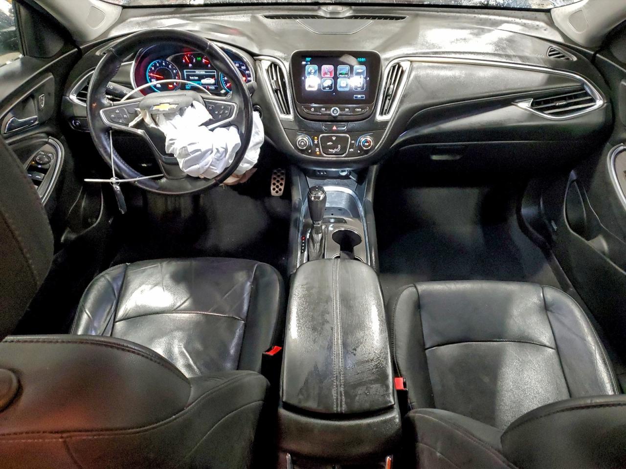 2017 CHEVROLET MALIBU LT photo 8