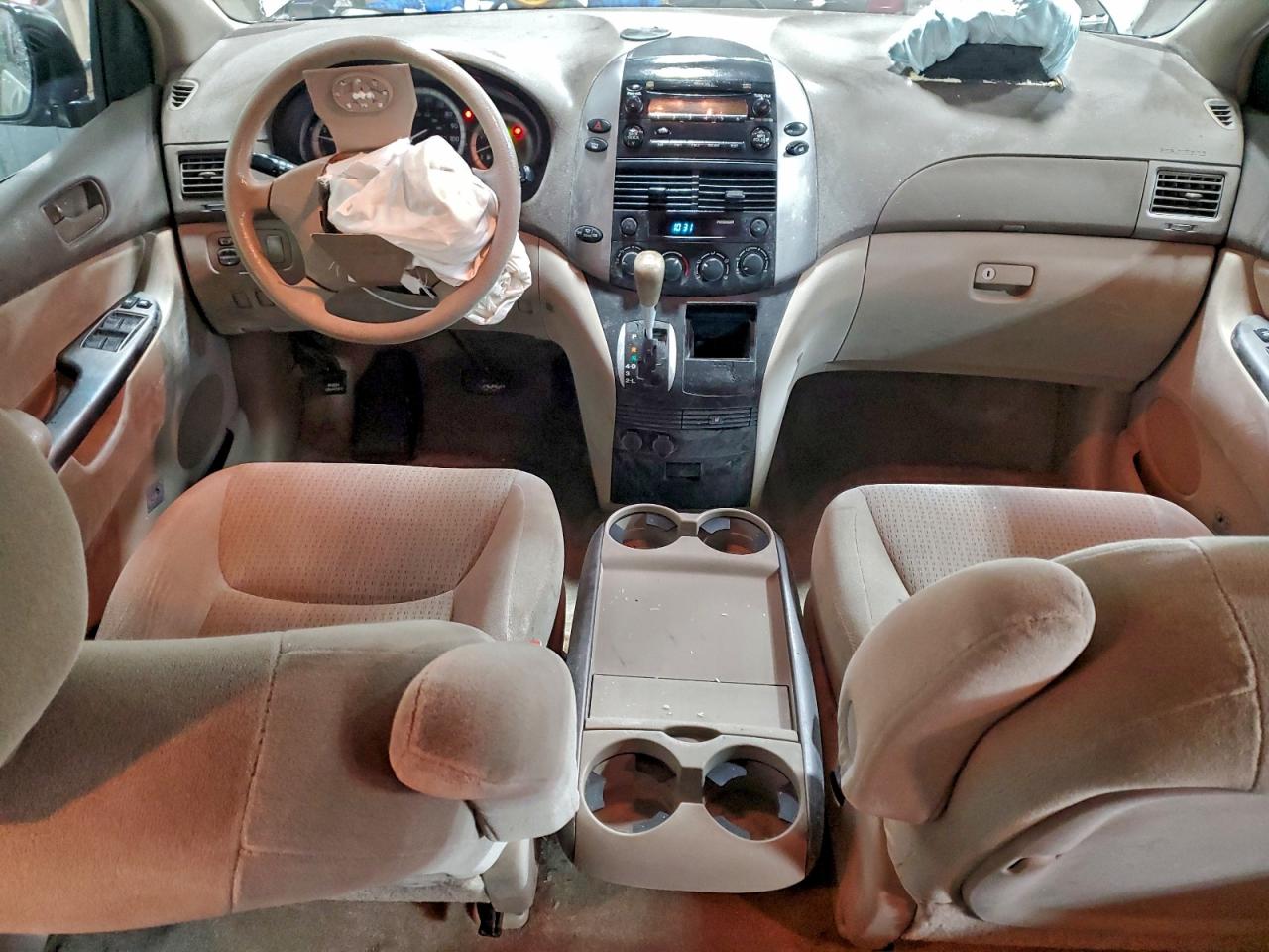 2007 TOYOTA SIENNA CE photo 15