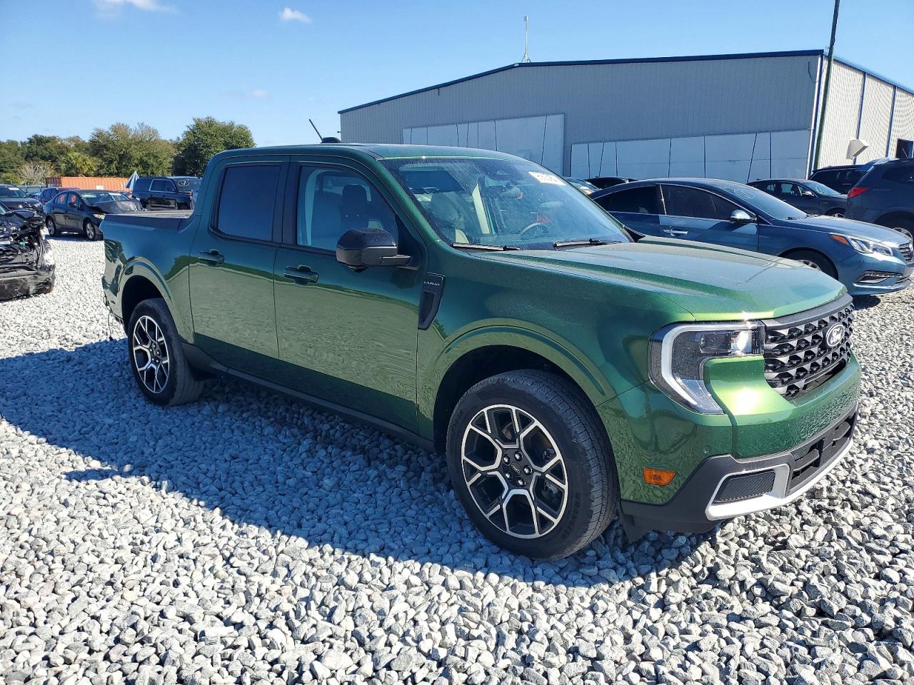 2025 FORD MAVERICK LARIAT photo 10