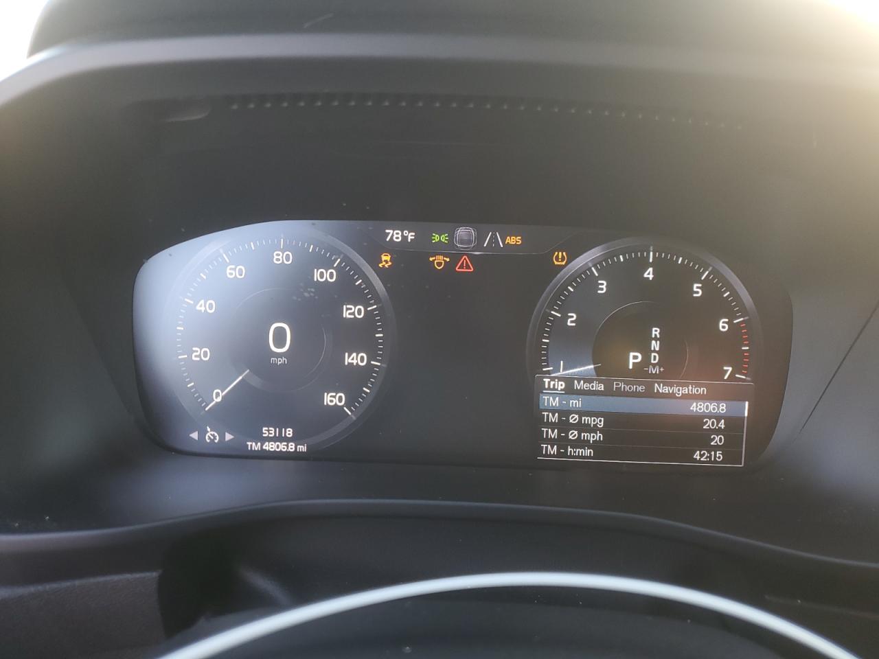 2021 VOLVO XC40 T5 MOMENTUM photo 25