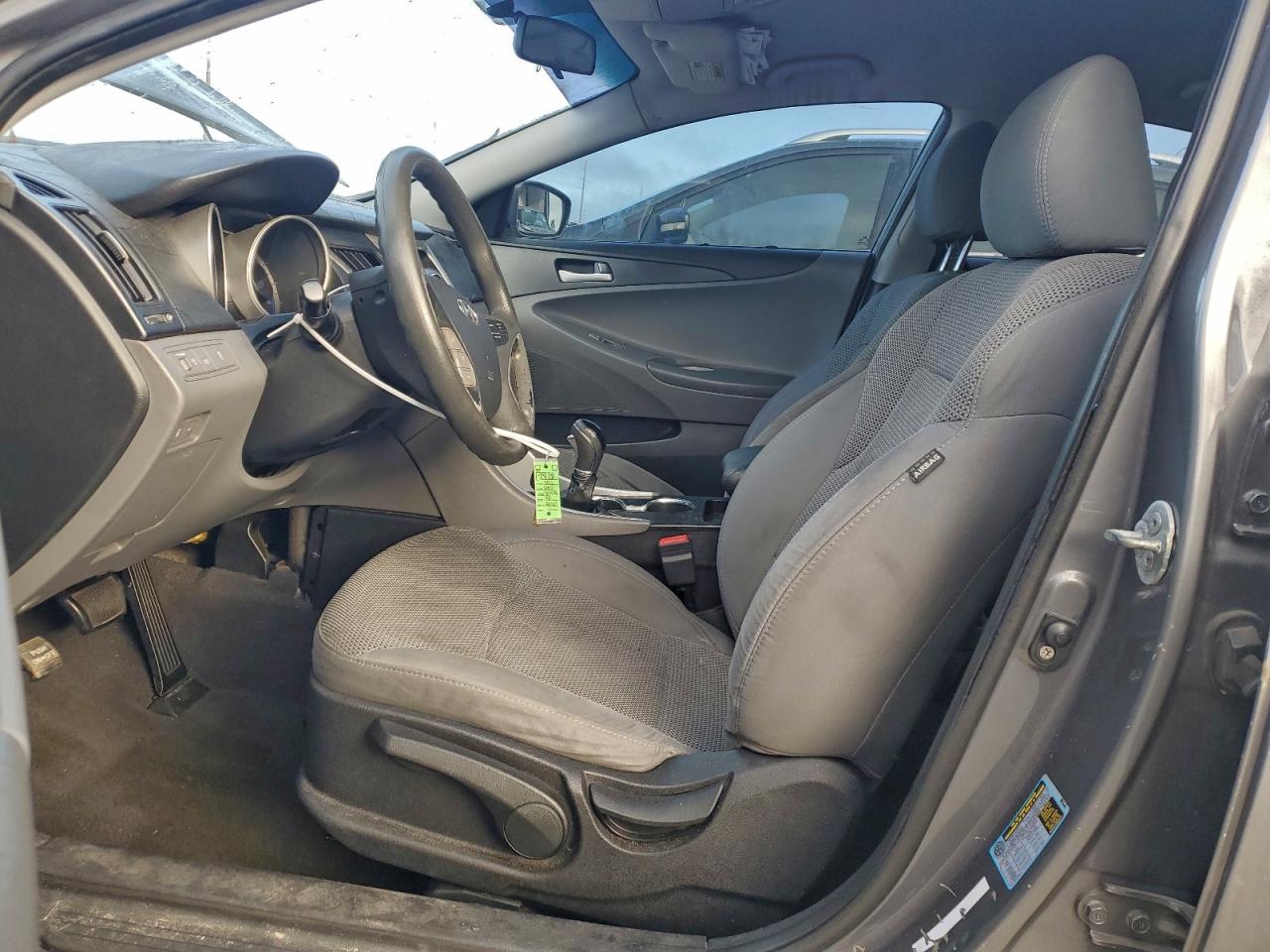2011 HYUNDAI SONATA GLS photo 7