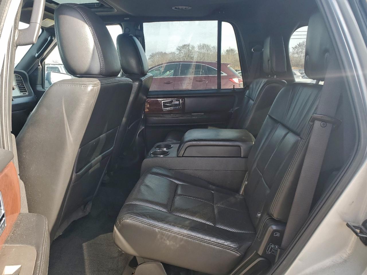 2013 LINCOLN NAVIGATOR photo 21