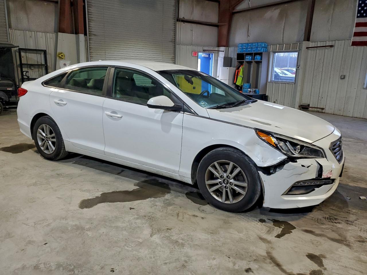 2015 HYUNDAI SONATA SE photo 4