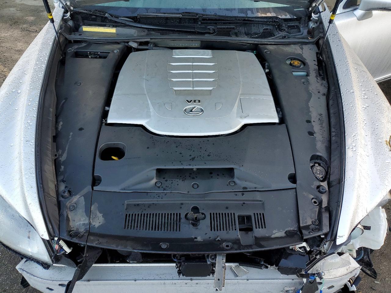 2013 LEXUS LS 460L photo 11
