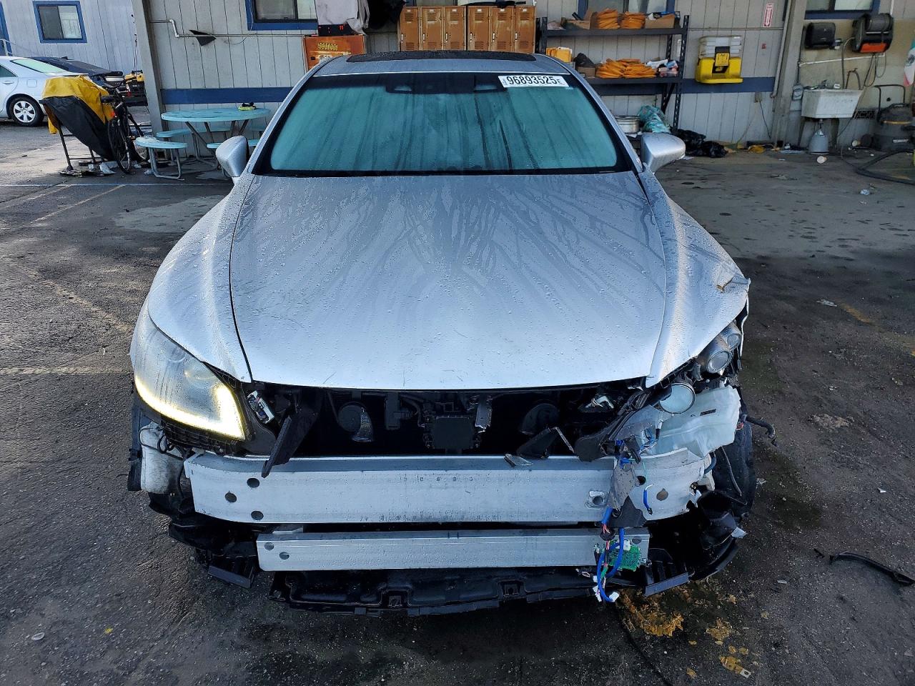 2013 LEXUS LS 460L photo 5