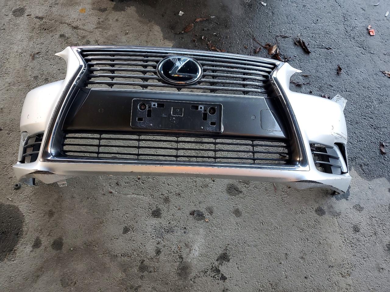 2013 LEXUS LS 460L photo 12