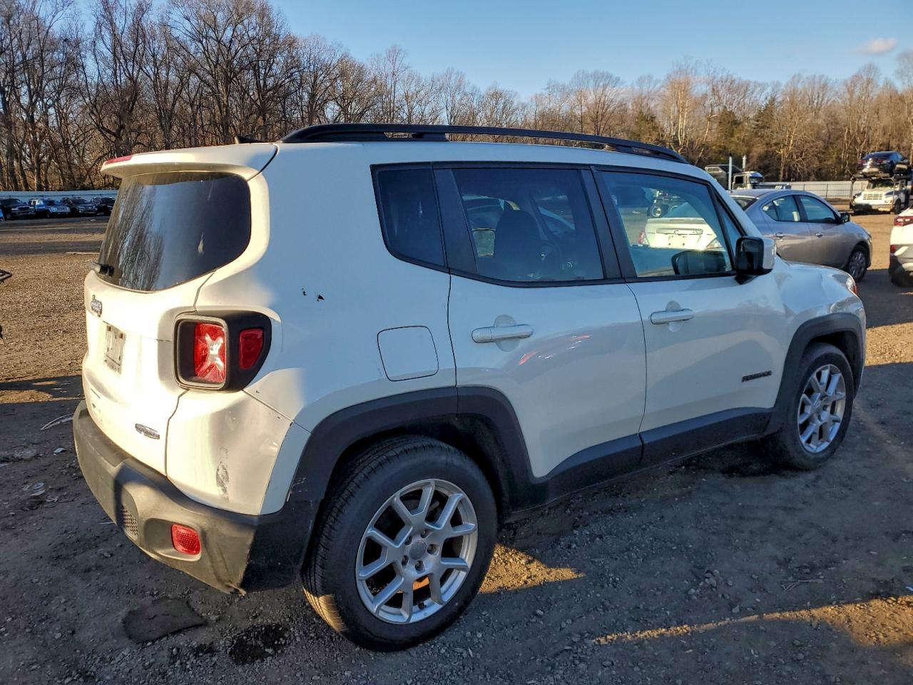 2020 JEEP RENEGADE LATITUDE photo 5