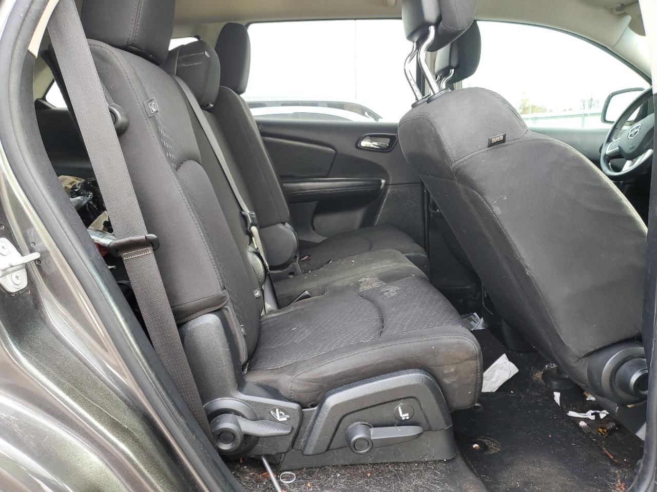 2017 DODGE JOURNEY SE photo 11