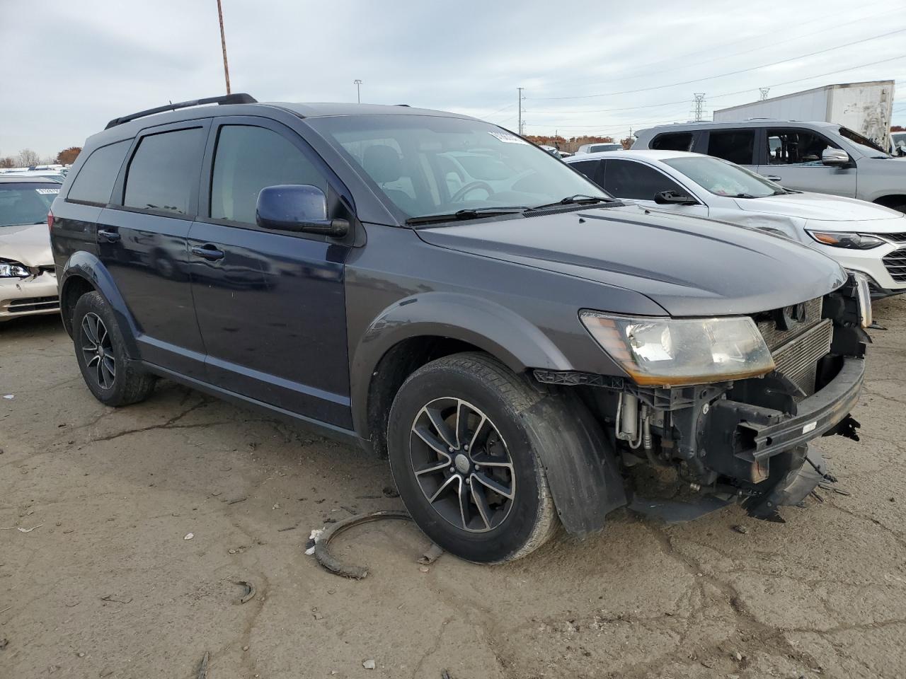 2017 DODGE JOURNEY SE photo 4