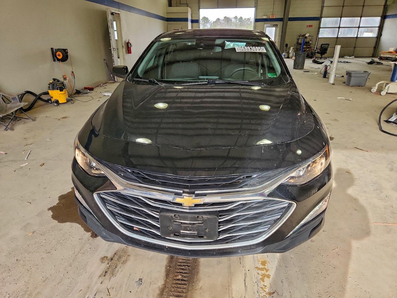 2024 CHEVROLET MALIBU LT photo 9