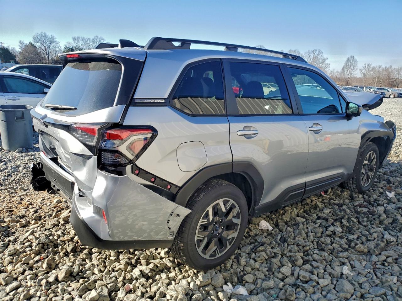 2025 SUBARU FORESTER PREMIUM photo 3