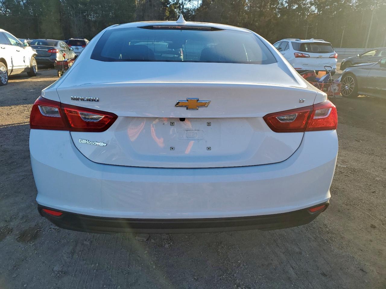 2023 CHEVROLET MALIBU LT photo 6