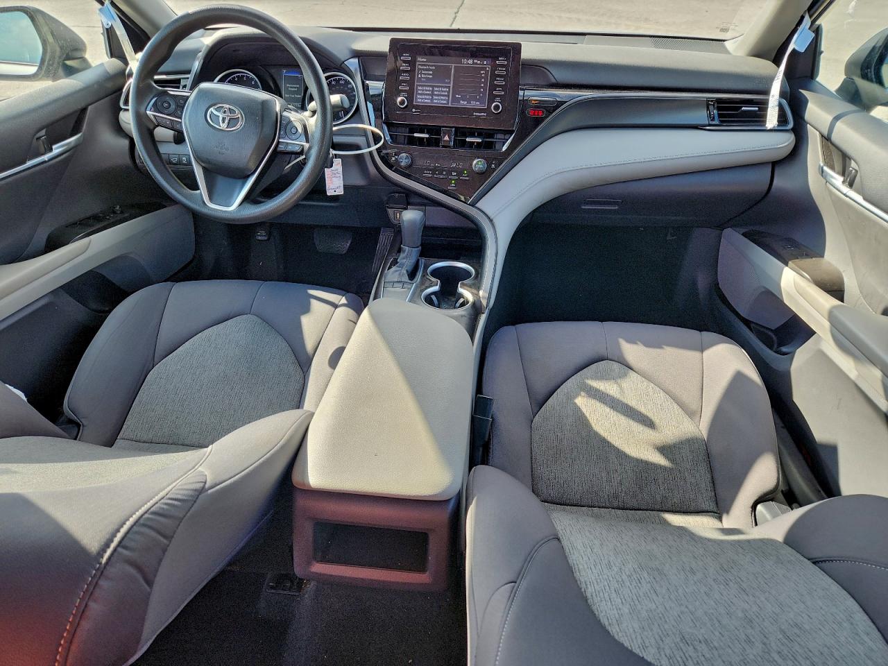 2024 TOYOTA CAMRY LE photo 8