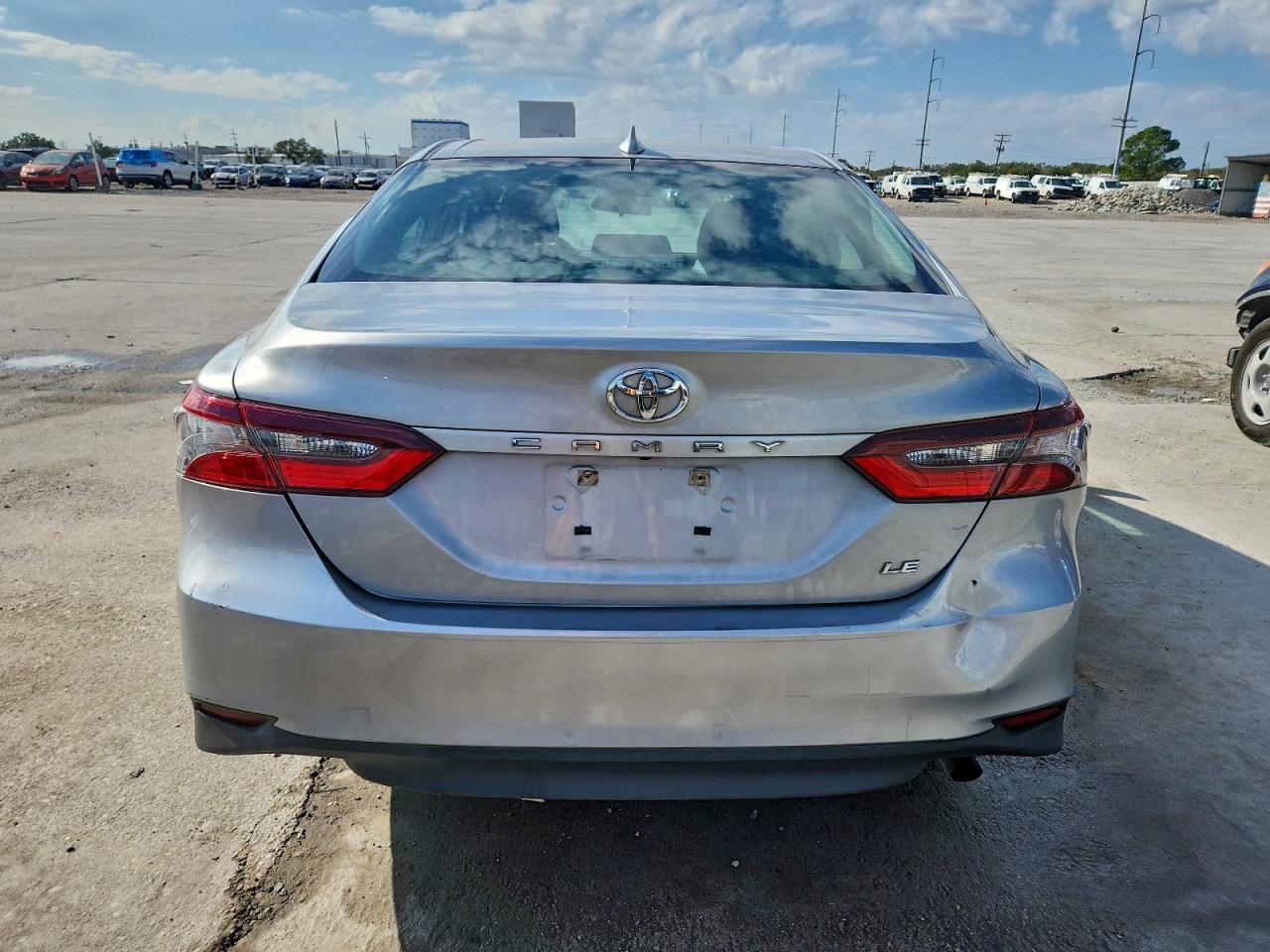 2024 TOYOTA CAMRY LE photo 6