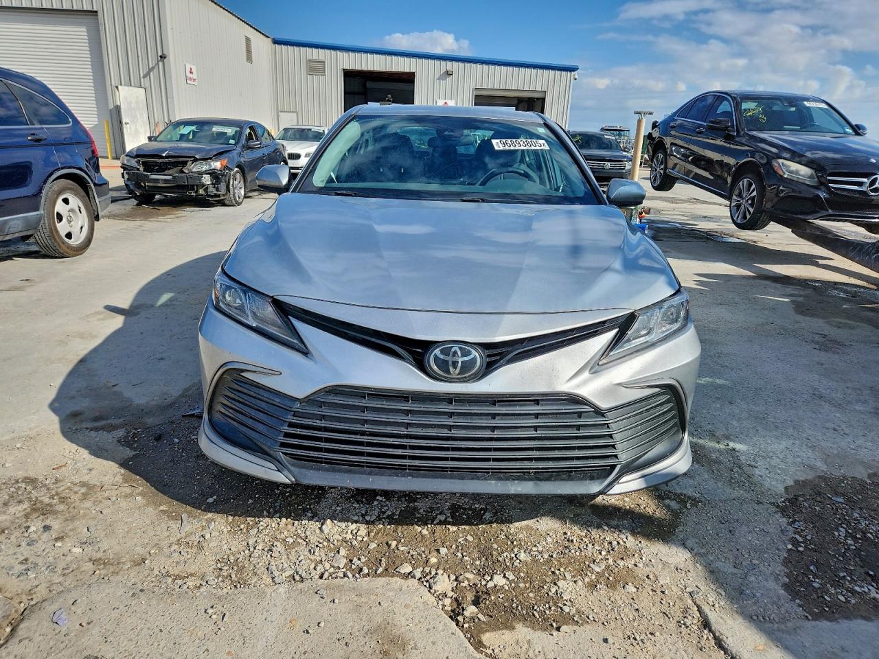 2024 TOYOTA CAMRY LE photo 5