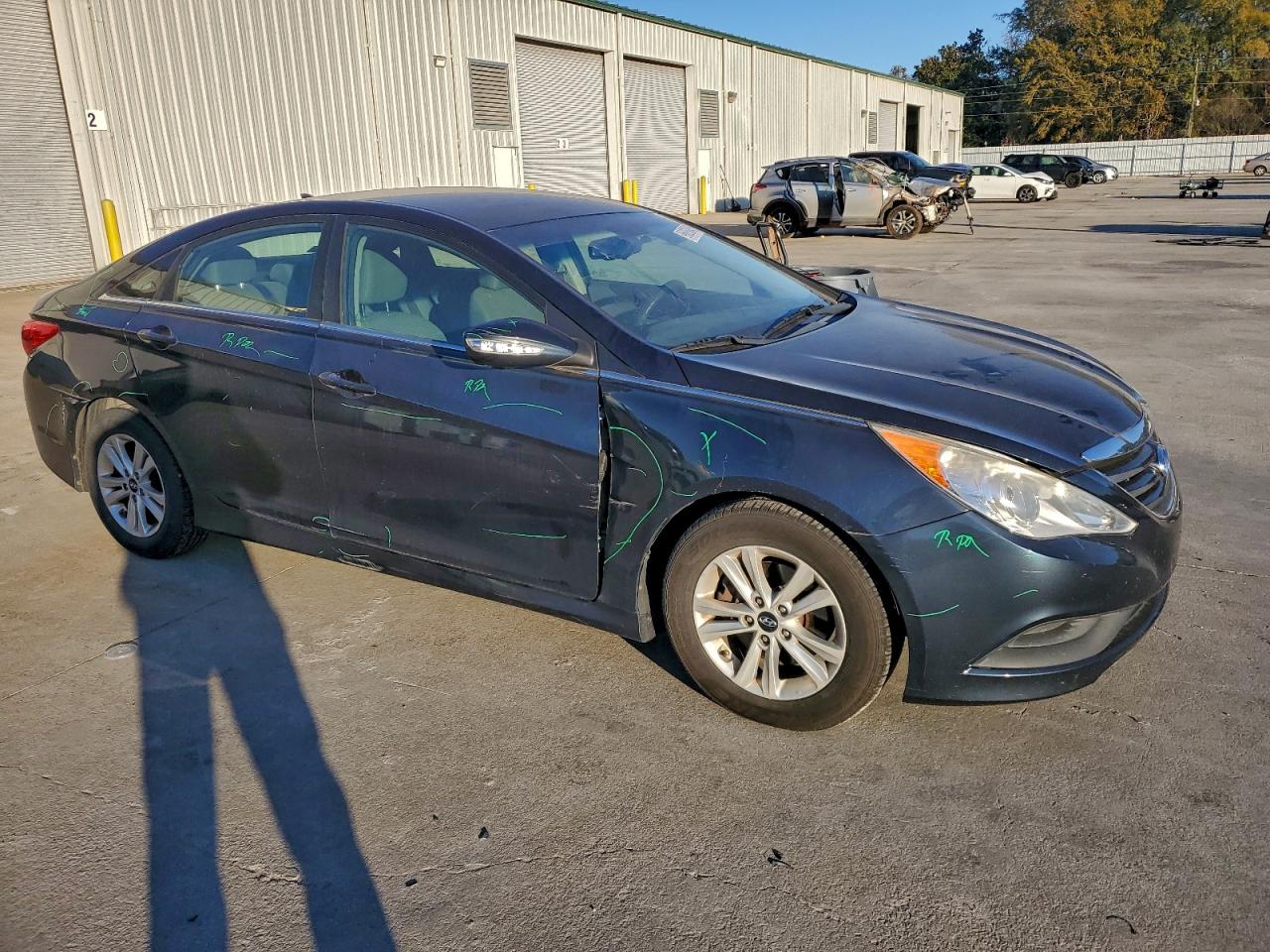 2014 HYUNDAI SONATA GLS photo 4