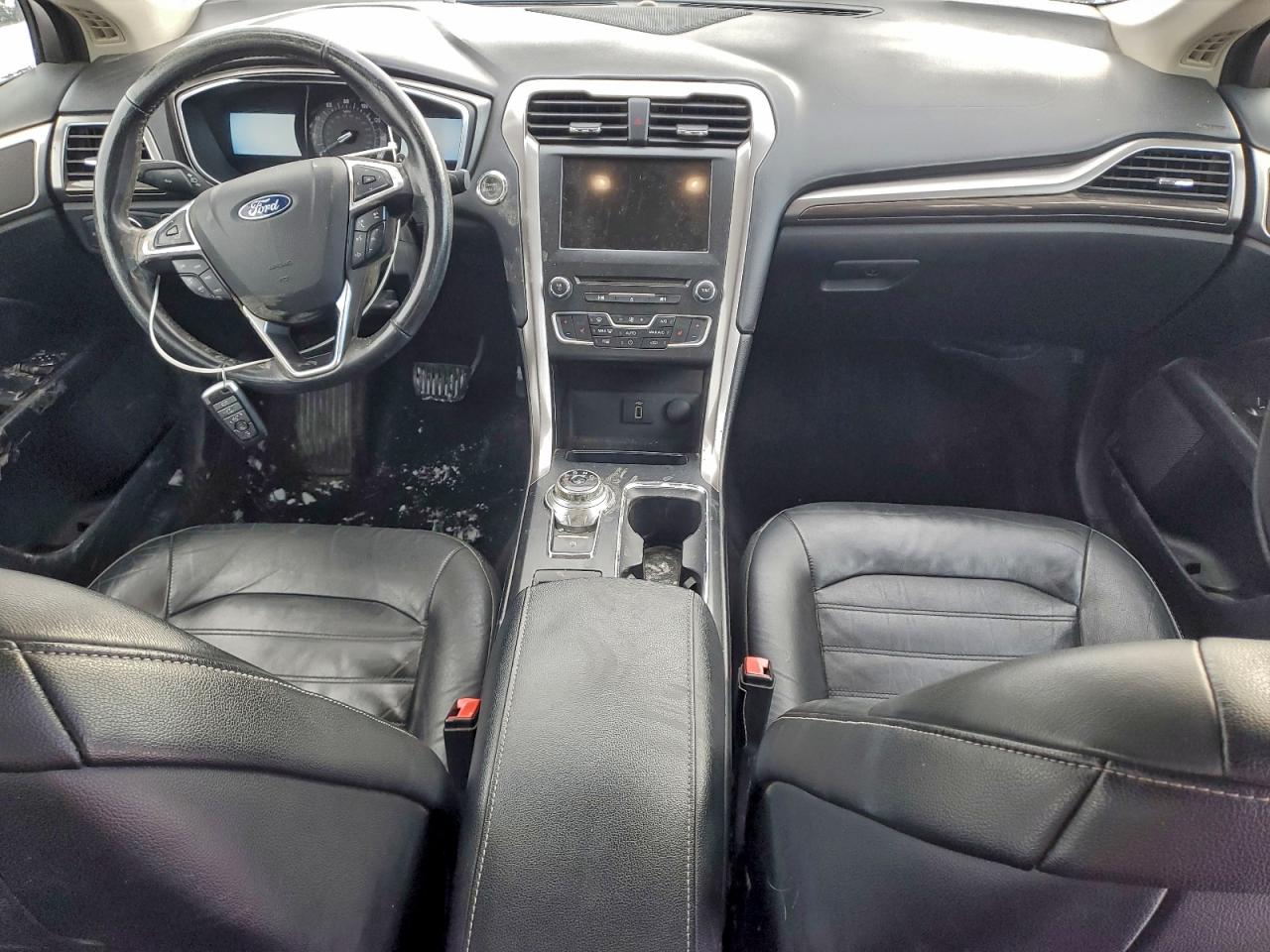 2017 FORD FUSION SE photo 15