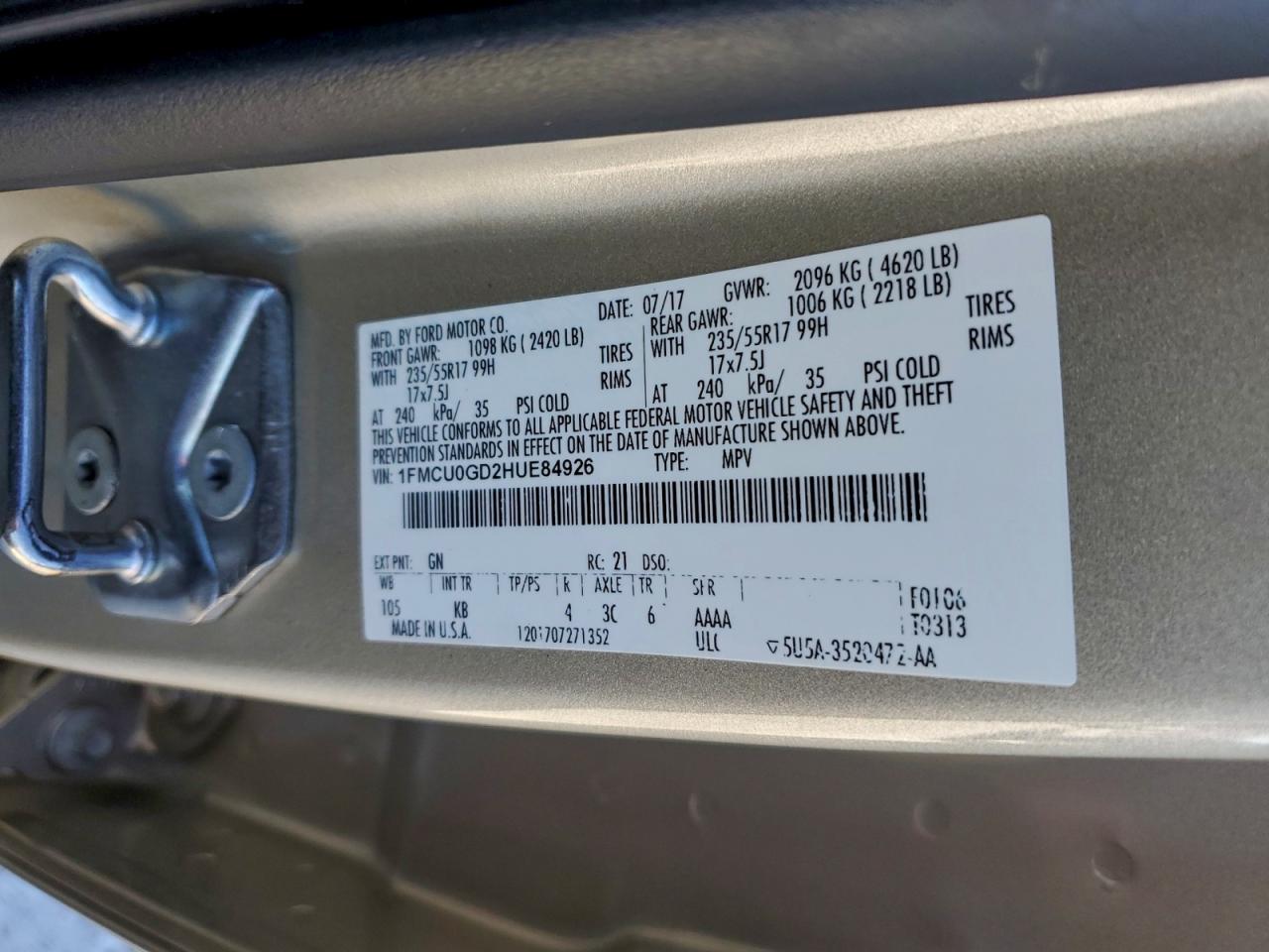 2017 FORD ESCAPE SE photo 13
