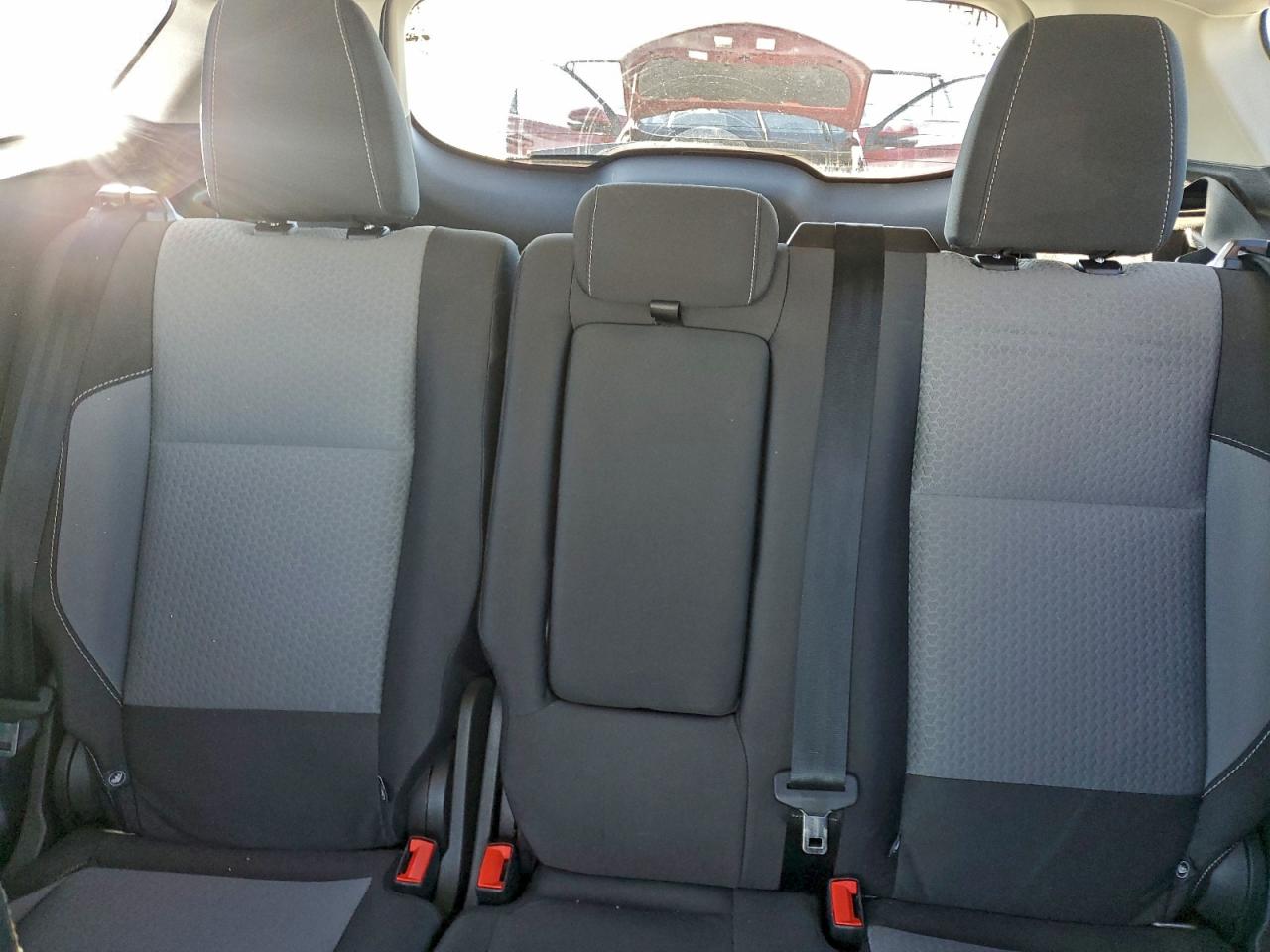 2017 FORD ESCAPE SE photo 10