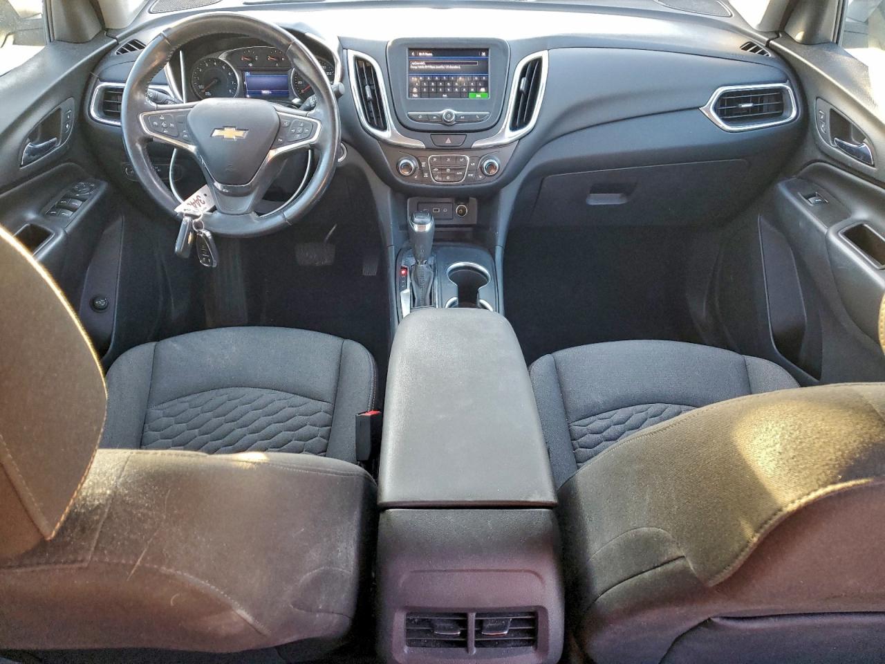 2020 CHEVROLET EQUINOX LT photo 8