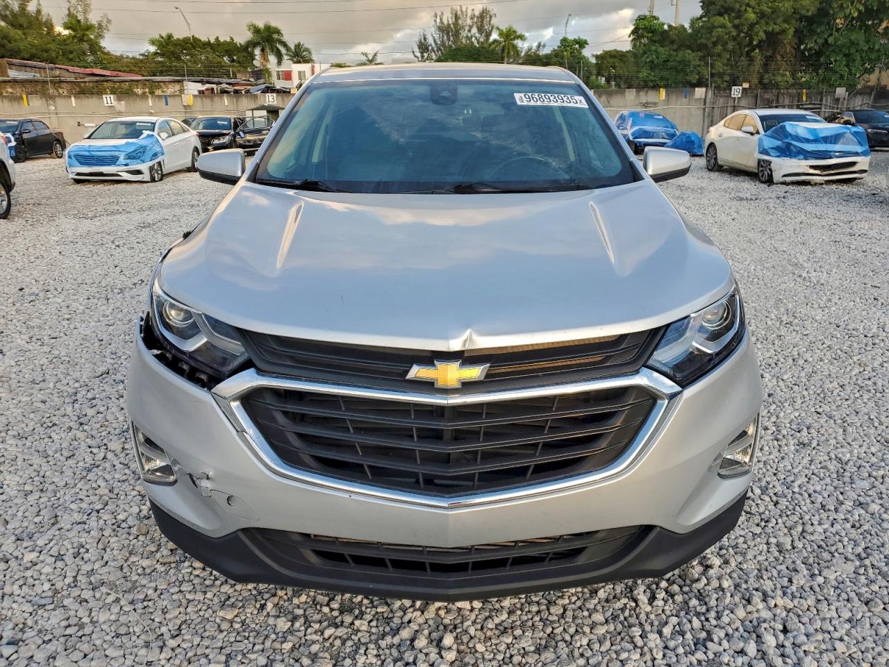 2020 CHEVROLET EQUINOX LT photo 5
