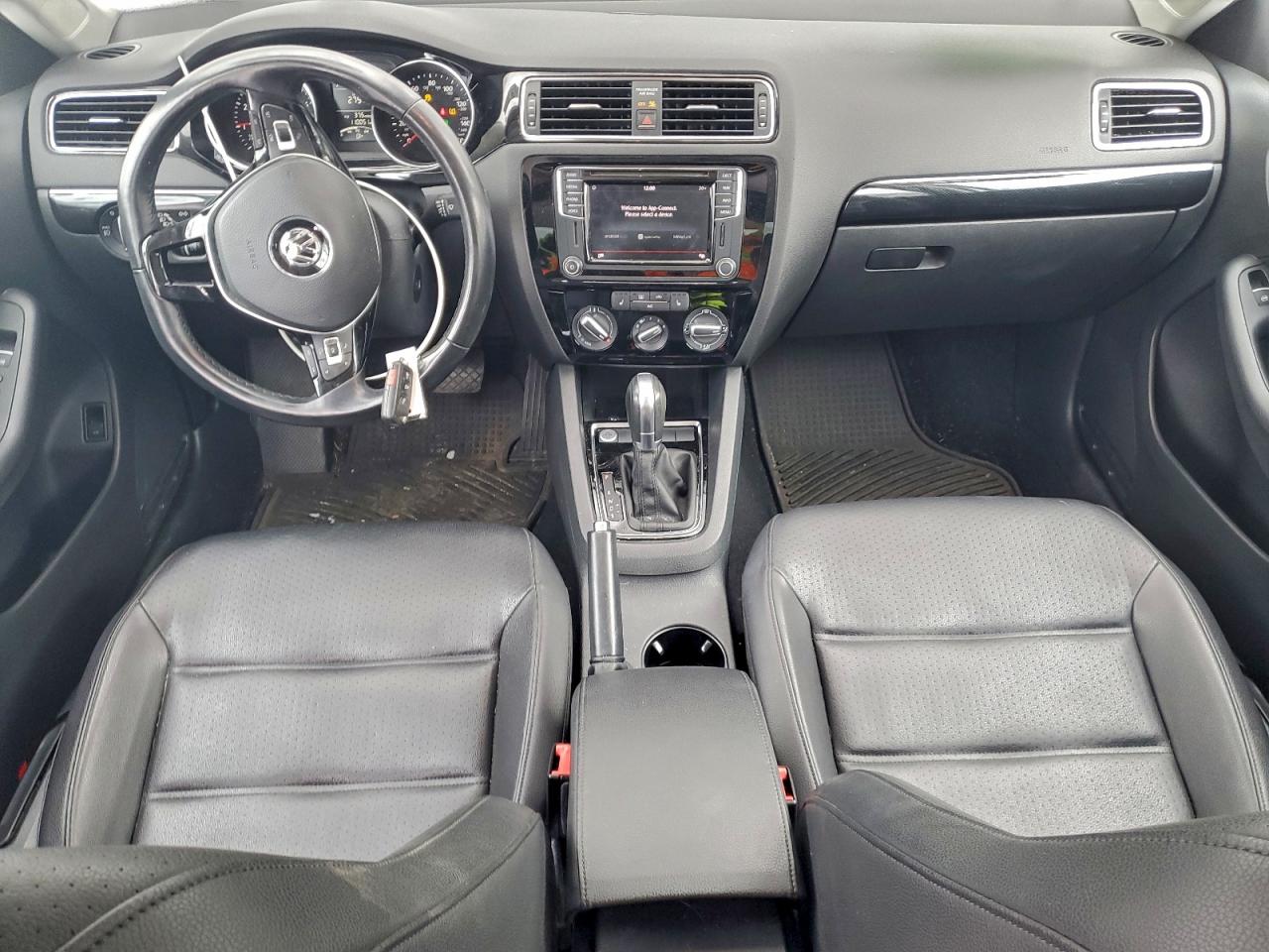 2016 VOLKSWAGEN JETTA SEL photo 8