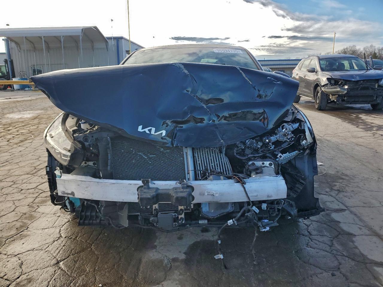 2023 KIA K5 GT LINE photo 13