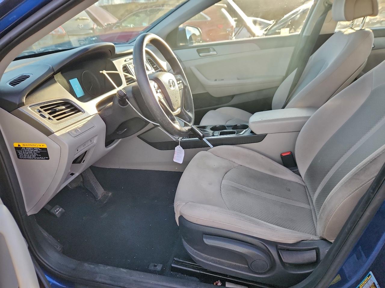 2017 HYUNDAI SONATA SE photo 7