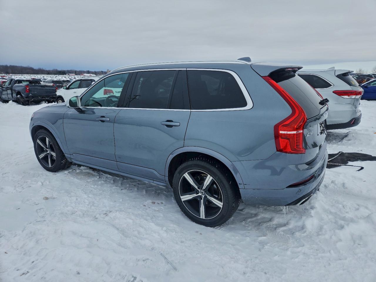 2019 VOLVO XC90 T6 R-DESIGN photo 2
