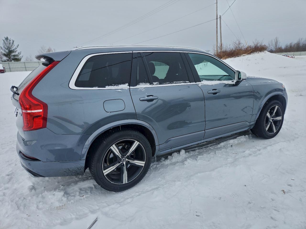 2019 VOLVO XC90 T6 R-DESIGN photo 3