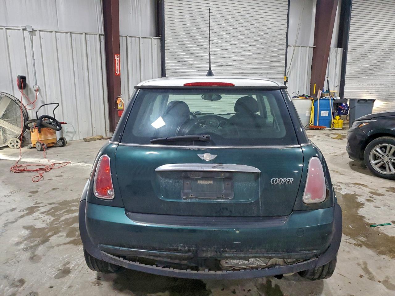 2005 MINI COOPER photo 6