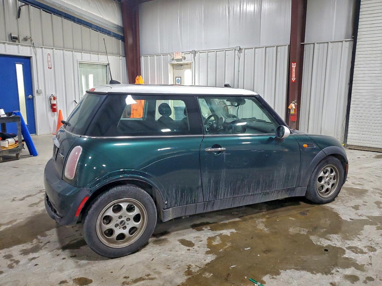 2005 MINI COOPER photo 3