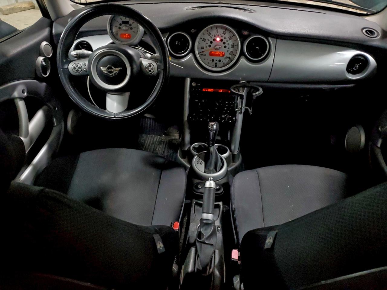 2005 MINI COOPER photo 8