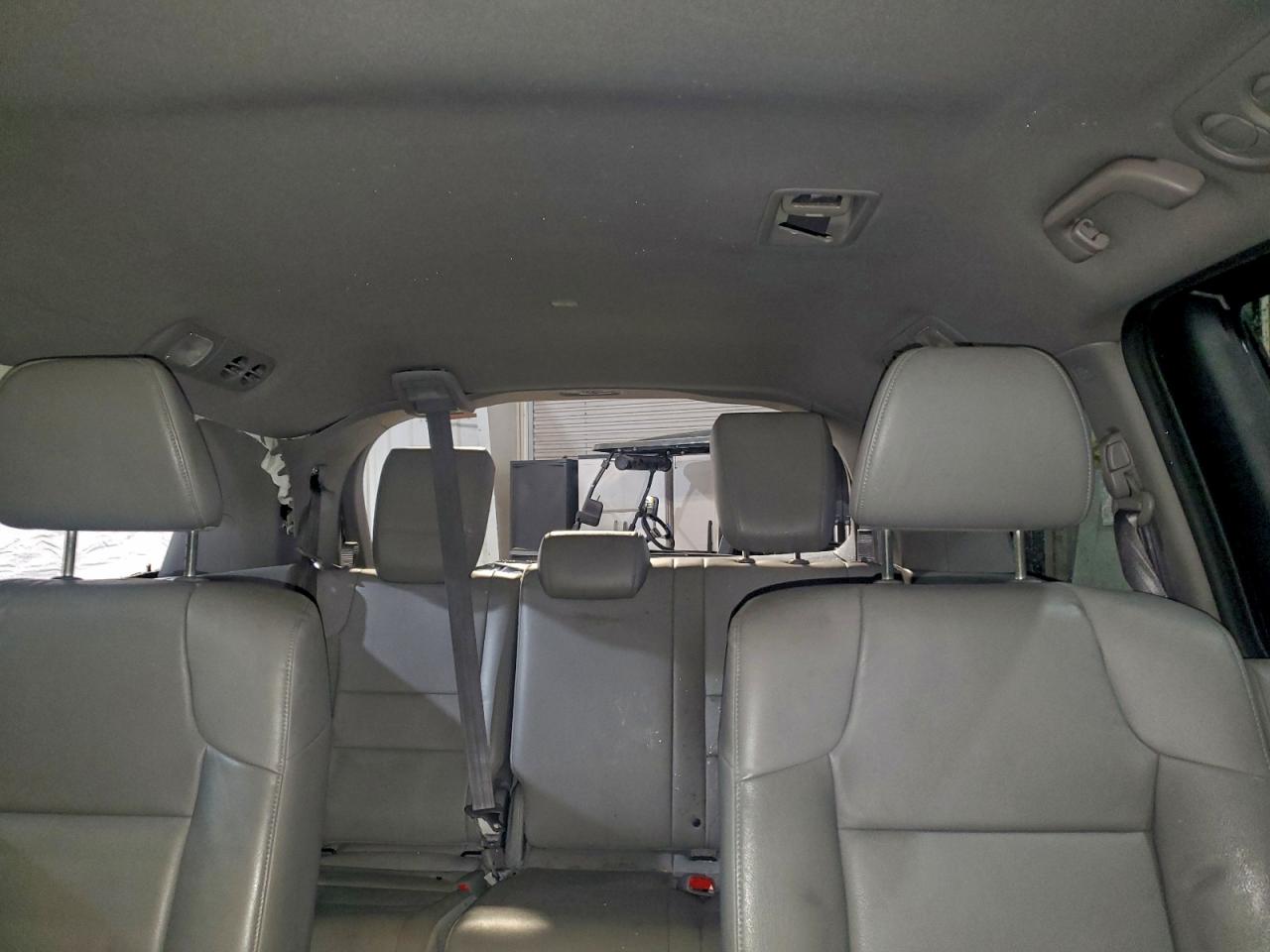2016 HONDA ODYSSEY EXL photo 10