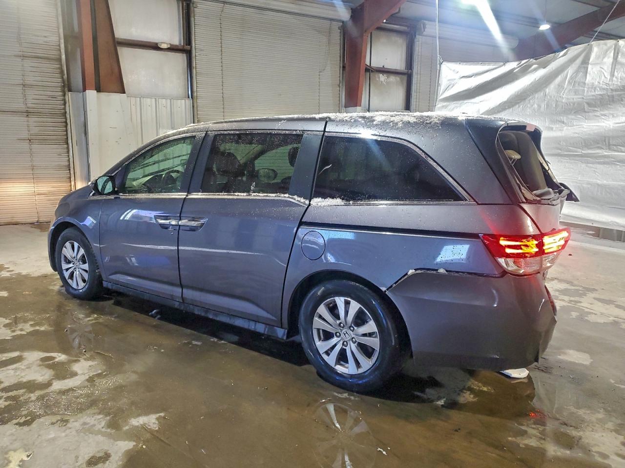 2016 HONDA ODYSSEY EXL photo 2