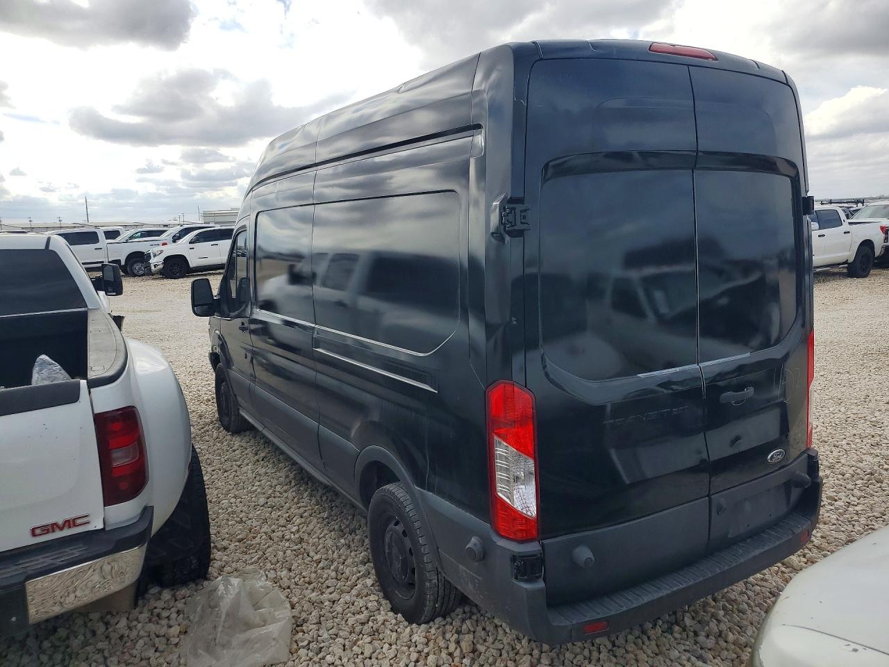 2017 FORD TRANSIT T-250 DELIVERY VAN photo 3