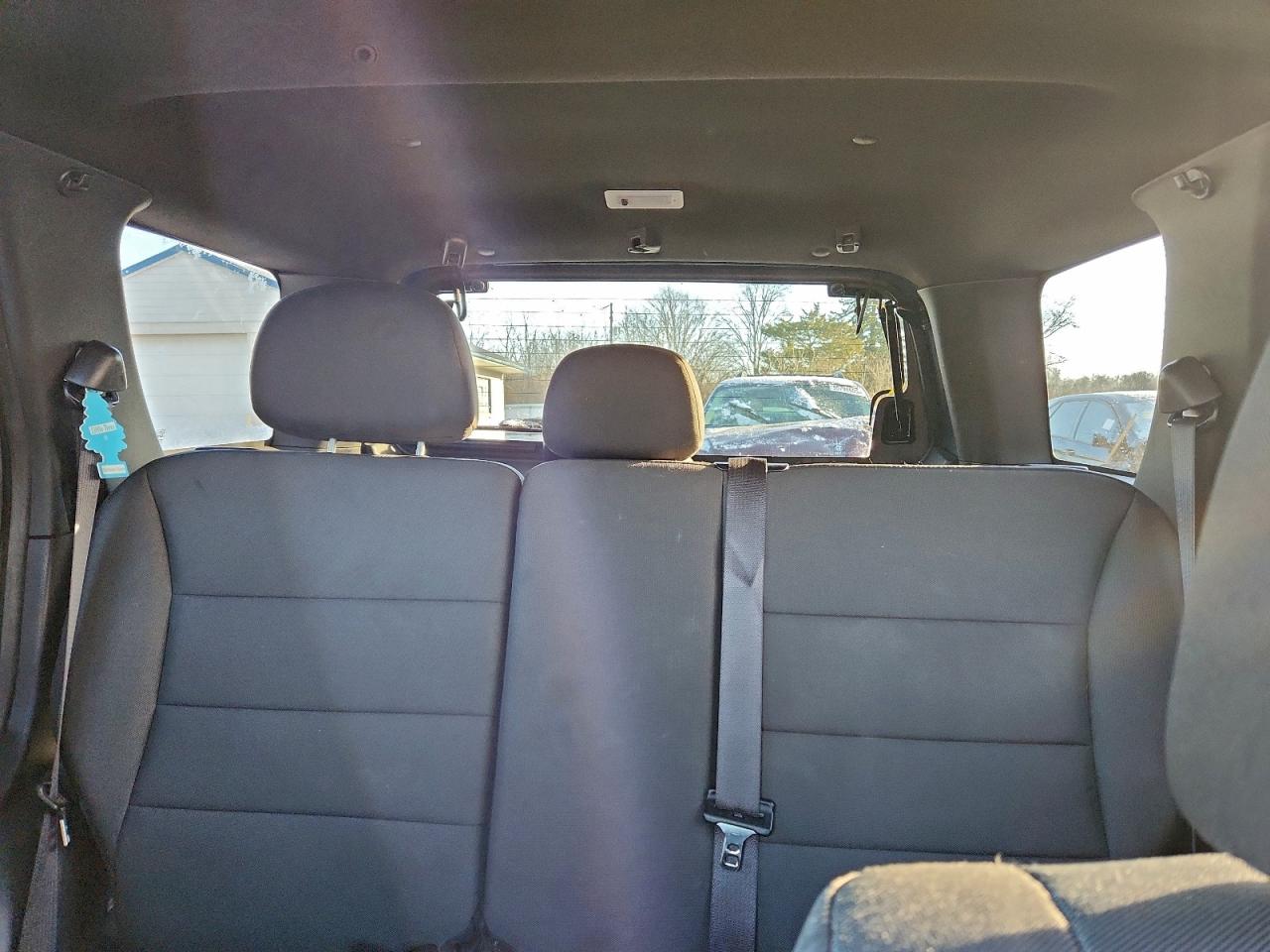 2010 FORD ESCAPE XLT photo 19