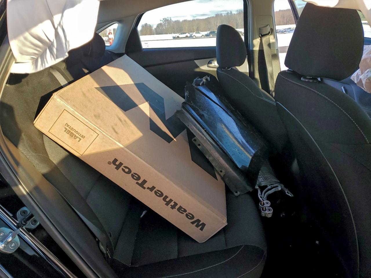 2024 KIA FORTE LX photo 10