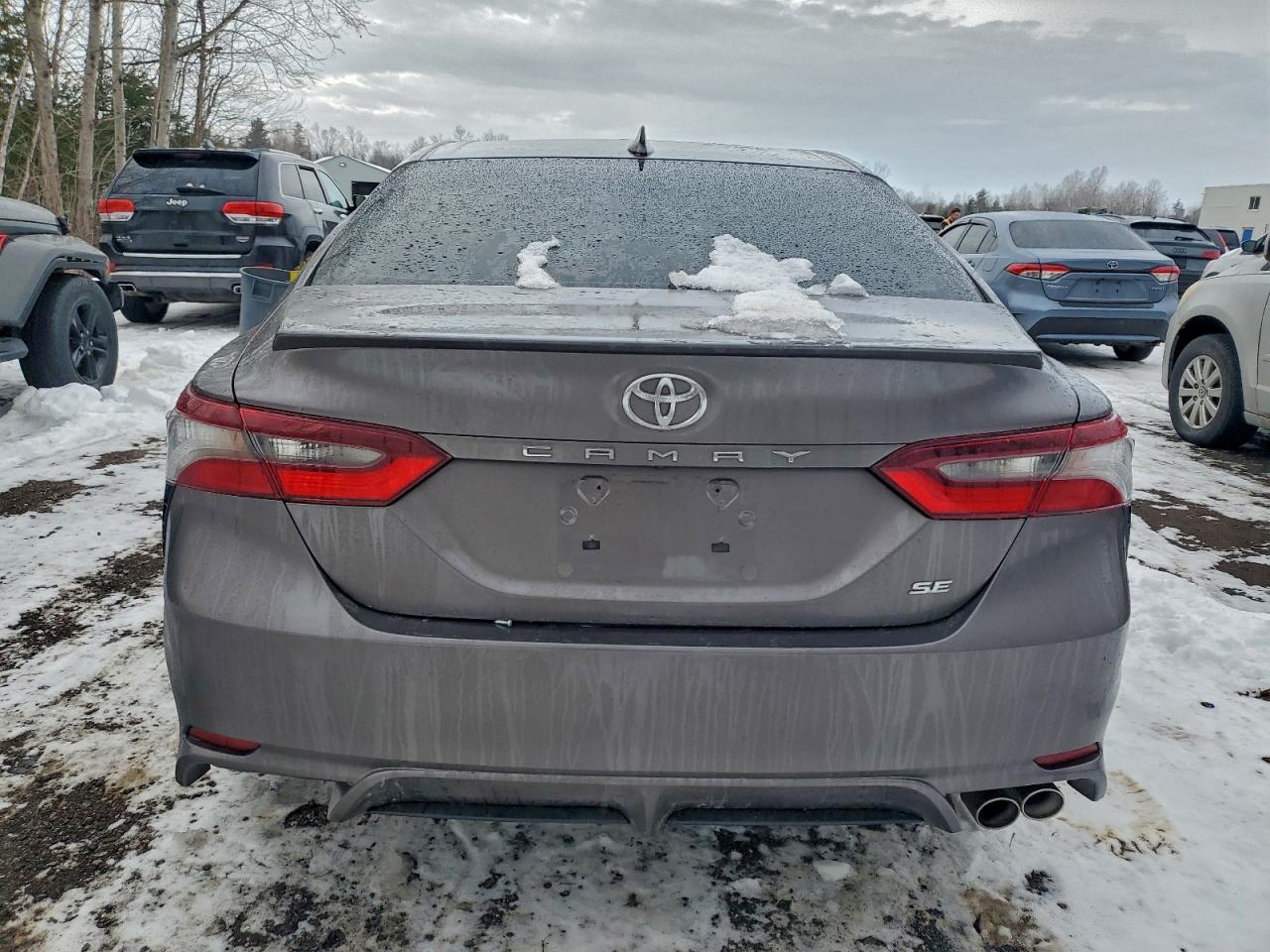 2024 TOYOTA CAMRY SE NIGHT SHADE photo 6