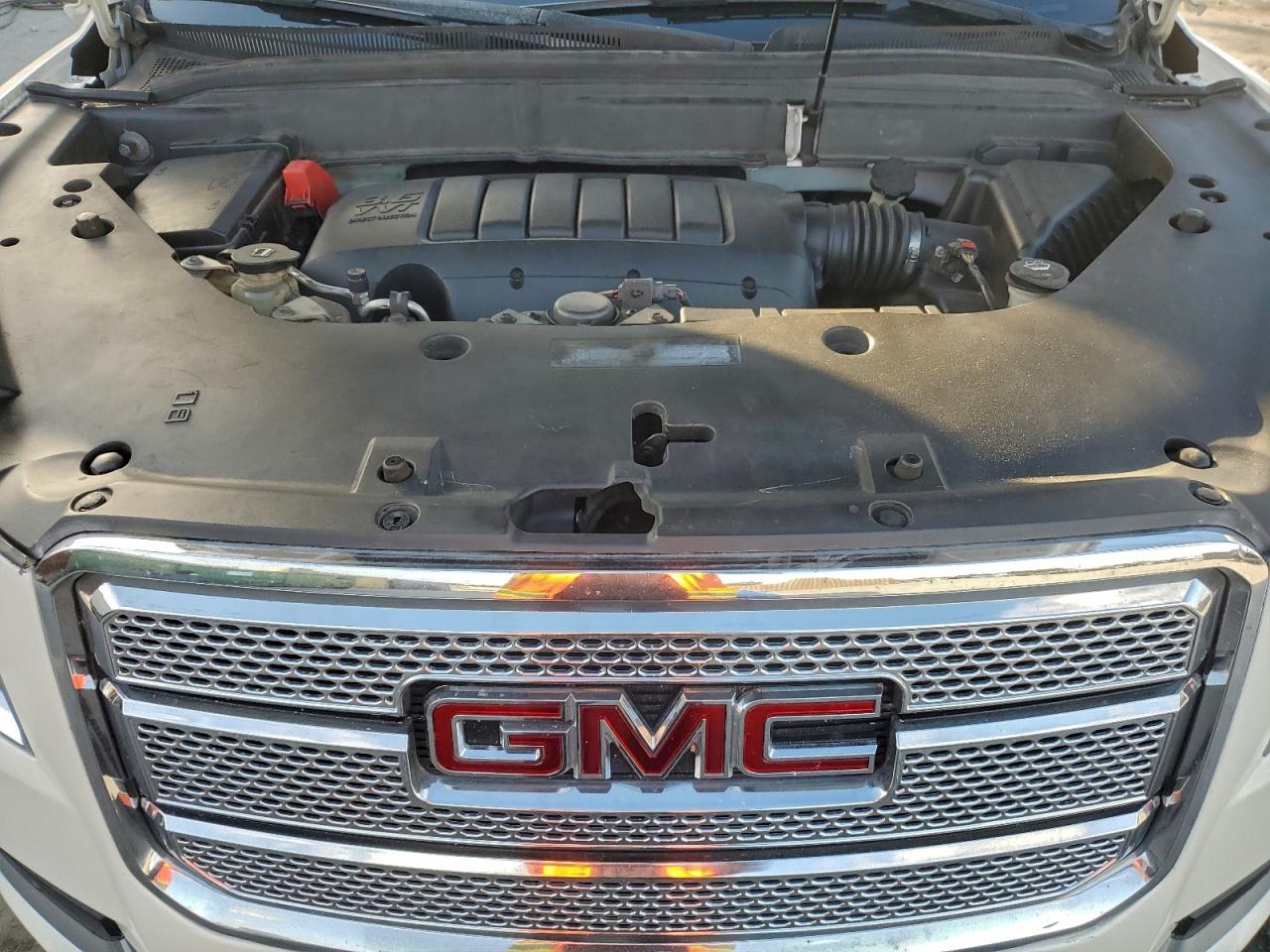 2015 GMC ACADIA DENALI photo 23