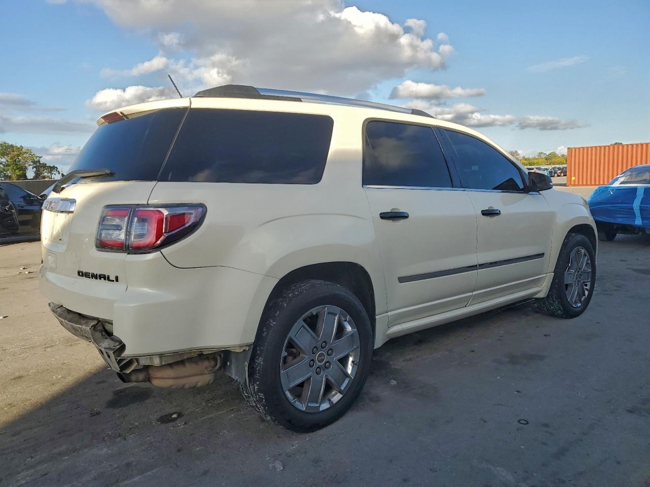 2015 GMC ACADIA DENALI photo 5