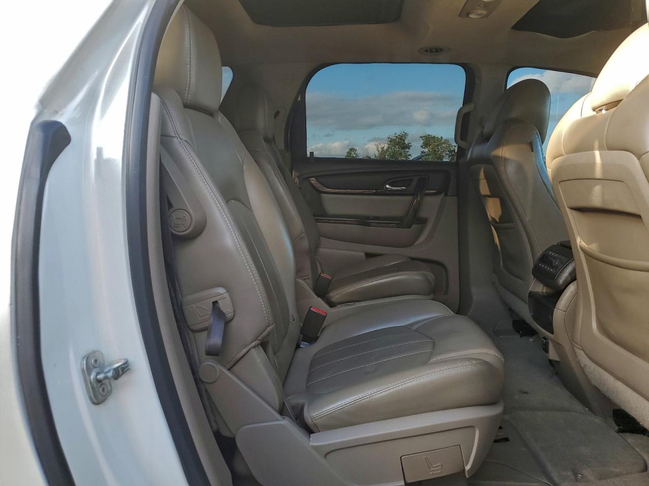 2015 GMC ACADIA DENALI photo 21
