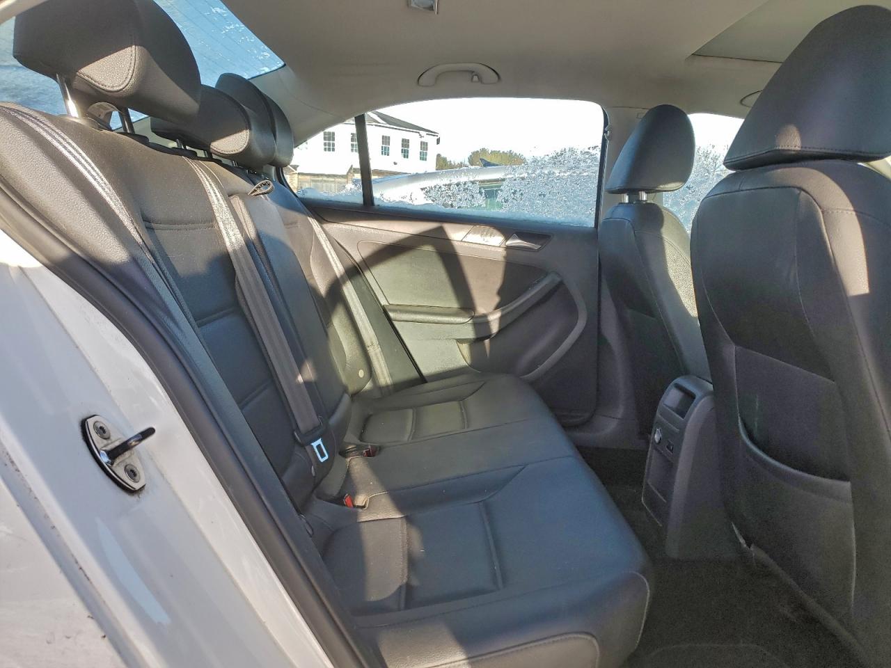 2011 VOLKSWAGEN JETTA SE photo 10