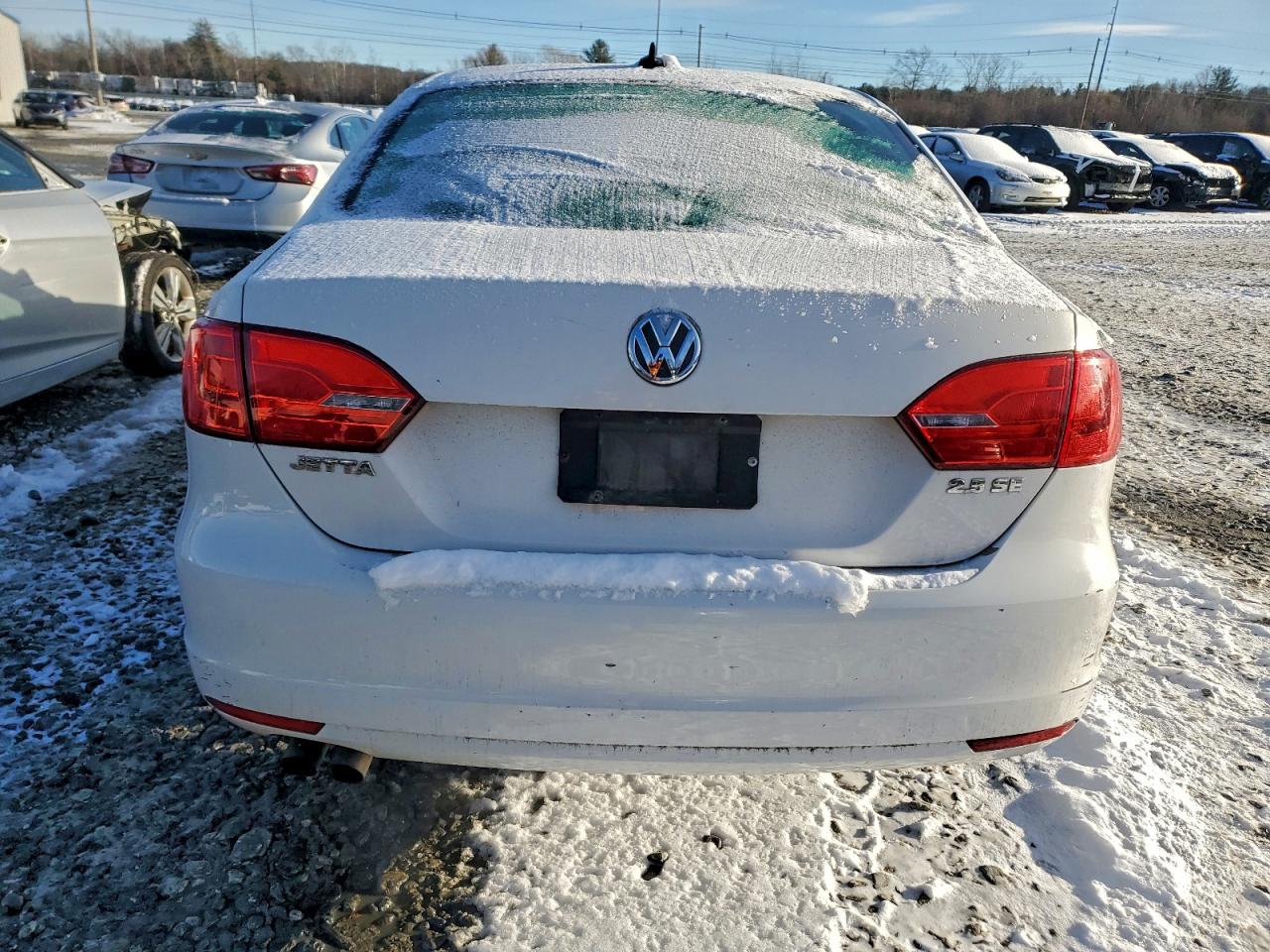 2011 VOLKSWAGEN JETTA SE photo 6