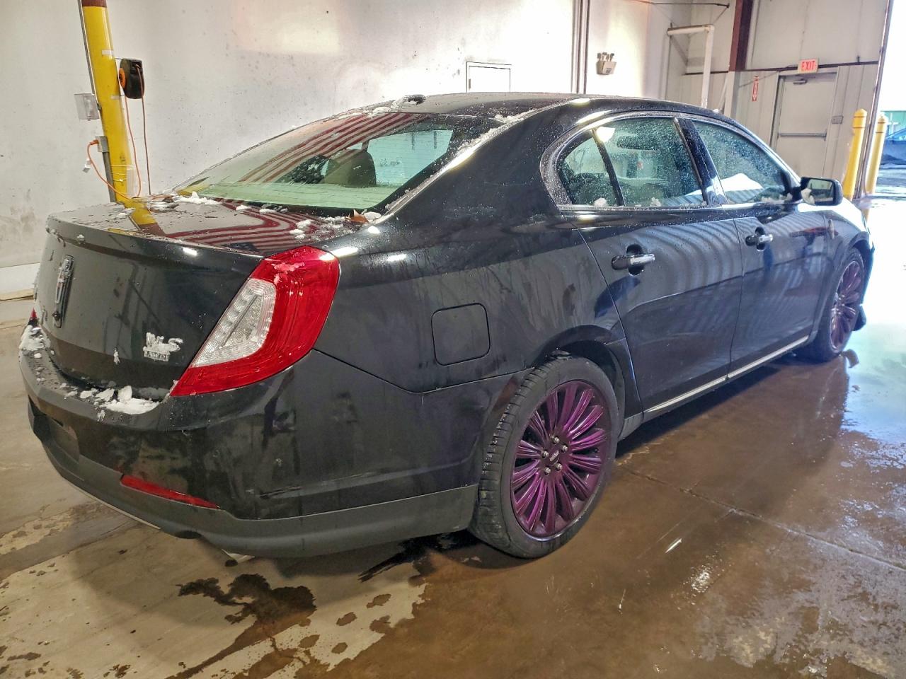 2014 LINCOLN MKS photo 3