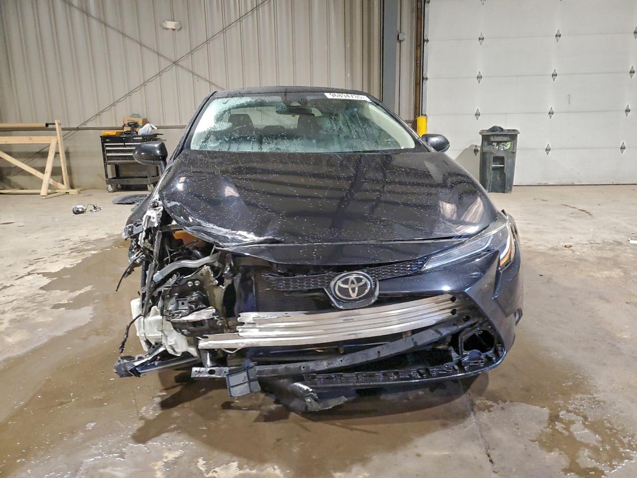 2020 TOYOTA COROLLA LE photo 13
