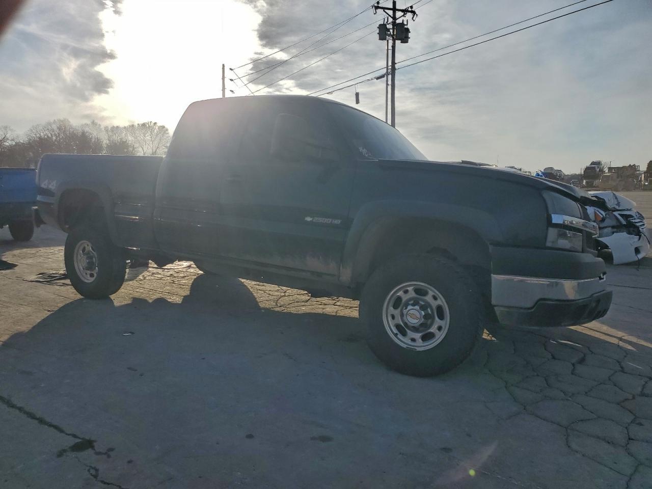 2004 CHEVROLET SILVERADO K2500 HEAVY DUTY photo 4