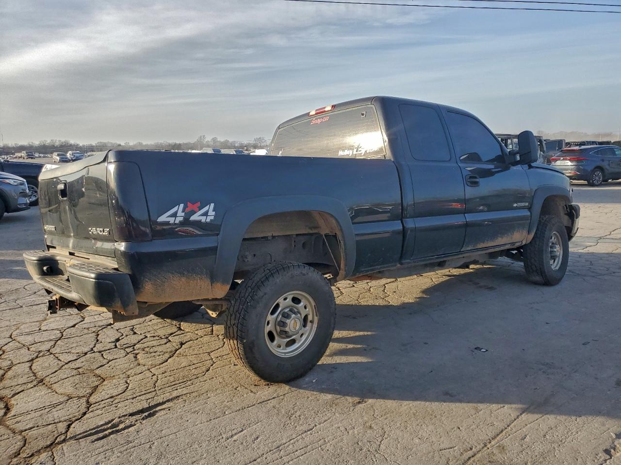 2004 CHEVROLET SILVERADO K2500 HEAVY DUTY photo 3