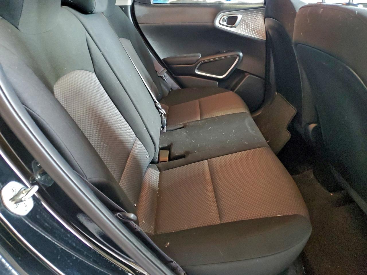 2022 KIA SOUL LX photo 10