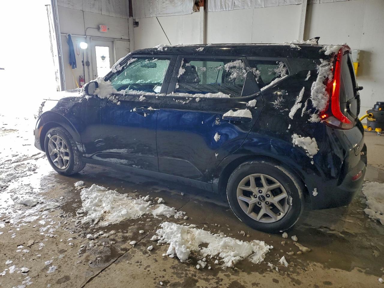 2022 KIA SOUL LX photo 2